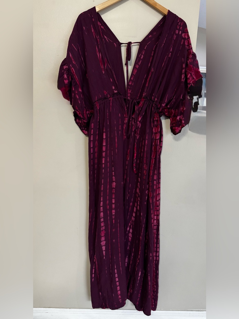 Women’s 2XL Purple Plum Tie Dye Smocked V-Neck Flutter Sleeve Ruffle Maxi Dress